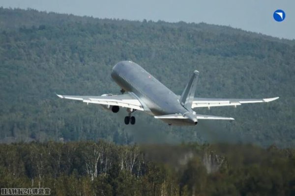 股票配资系统 俄罗斯第一架进口替代型SJ-100支线客机首飞 已采用量产技术制造